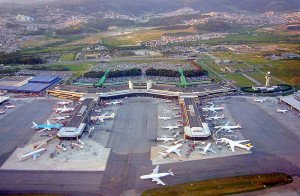 Brasil estudia abrir al sector privado la agencia estatal de aeropuertos