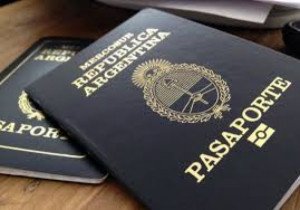 El pasaporte de Argentina será un 73% más caro