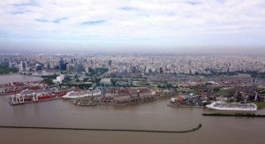 Argentina reduce tasas a cruceros de gran porte y sueña con el millón de pasajeros