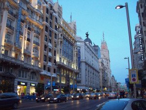Hoteleros y vecinos de Madrid, contra el decreto de viviendas turísticas