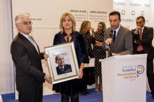 La familia de Pablo Piñero recoge el premio Hosteltur a la Personalidad Turística