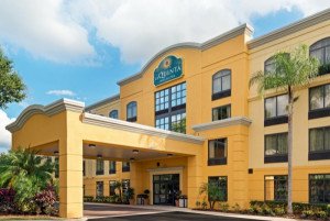 Wyndham paga US$ 1.950 millones por 900 hoteles de La Quinta