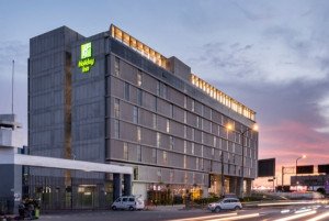 Inauguran hotel Holiday Inn del aeropuerto de Lima