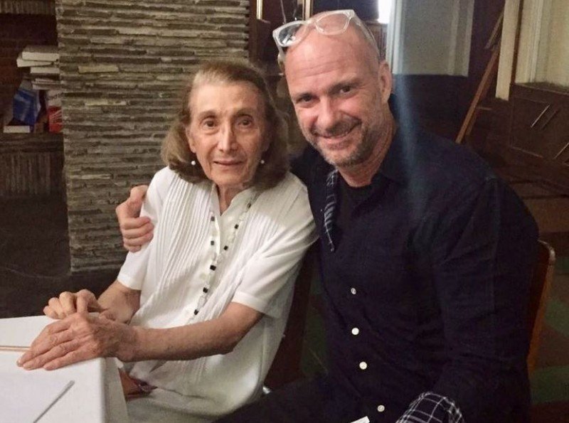 Yolanda Merlo y Giuseppe Cipriani en la firma del acuerdo. Foto: FM Gente.
