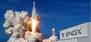 Espectacular lanzamiento del Falcon Heavy, la nave que llevará a Marte