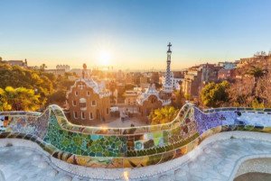 Barcelona: coto a tiendas turísticas para reducir la presión de los visitantes