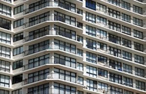 Las pernoctaciones en apartamentos vuelven a caer en febrero: un 3,3%