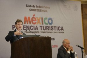 Ministro mexicano de Turismo ve "cínica e hipócrita" alerta de viaje de EEUU