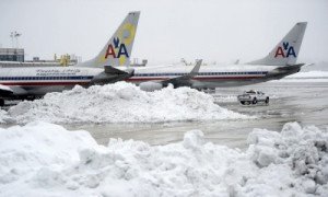 Más de 3.600 vuelos cancelados en Estados Unidos por tormenta de nieve