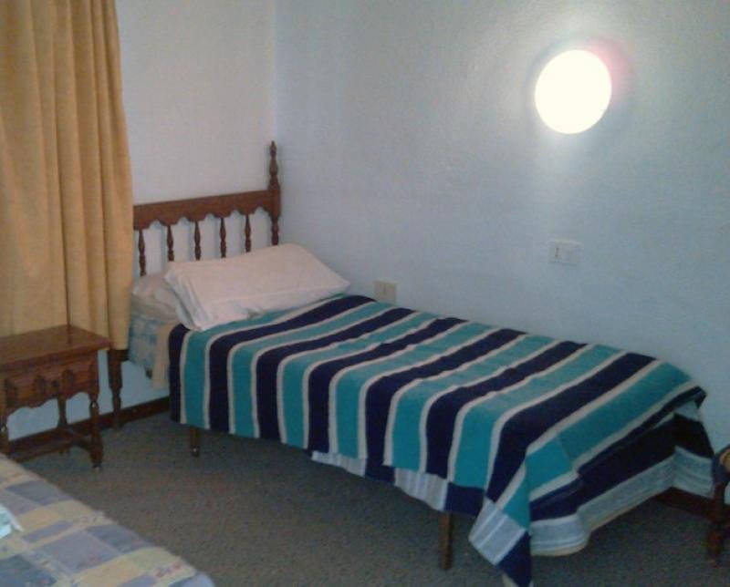 Una antigua habitación, que nada tiene que ver con las suites actuales, adaptadas al cliente de turismo activo.