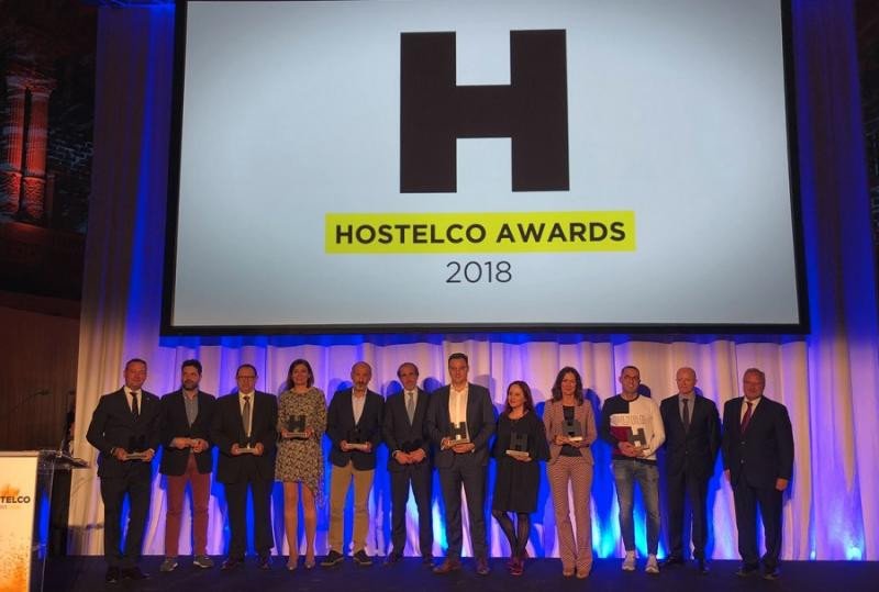 Foto de familia de los premiados en Hostelco 