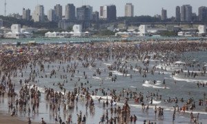 Turistas dejan en Mar del Plata US$ 990 millones hasta marzo