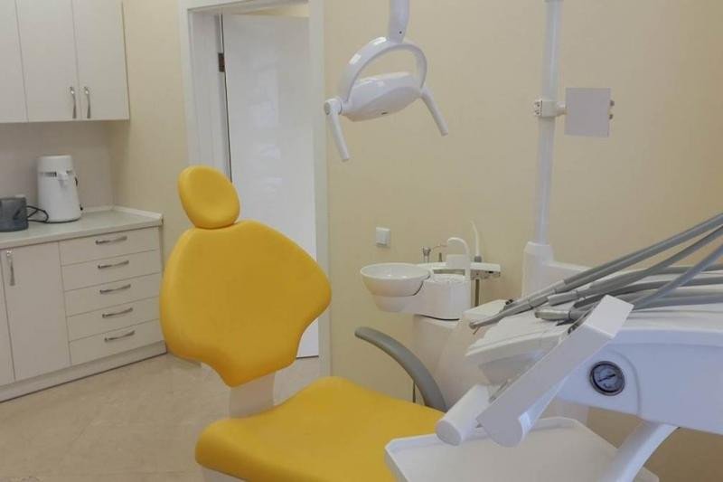 ¿Dormirías en una antigua clínica dental? Dos personas van a hacerlo para poder acudir a la final de la Champions en Kiev el próximo 26 de mayo. Foto: Airbnb.