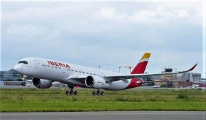 Primer vuelo del potente A350-900 de Iberia 