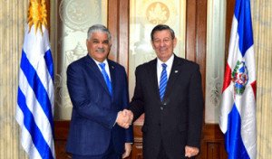 Uruguay y República Dominicana avanzan hacia eliminación de visas