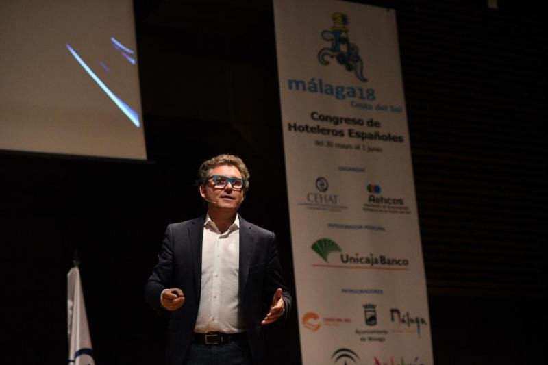 Marc Vidal, durante su intervención en el Congreso de Hoteleros de Málaga.