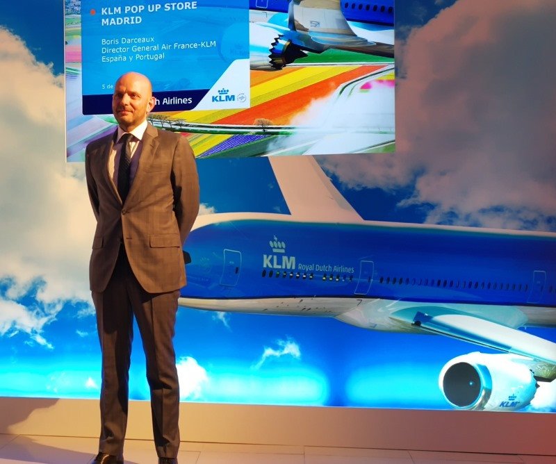 Boris Darceaux, director general de Air France-KLM para España y Portugal, en la inauguración del pop up store.
