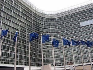 UE deplora la prohibición unilateral de EEUU de vuelos desde sus 26 países