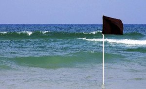 Banderas negras para 48 puntos de la costa española
