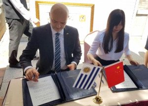 Uruguay y China acuerdan cooperación en turismo