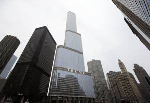 El Hotel Trump de Chicago, enjuiciado por contaminar el río 