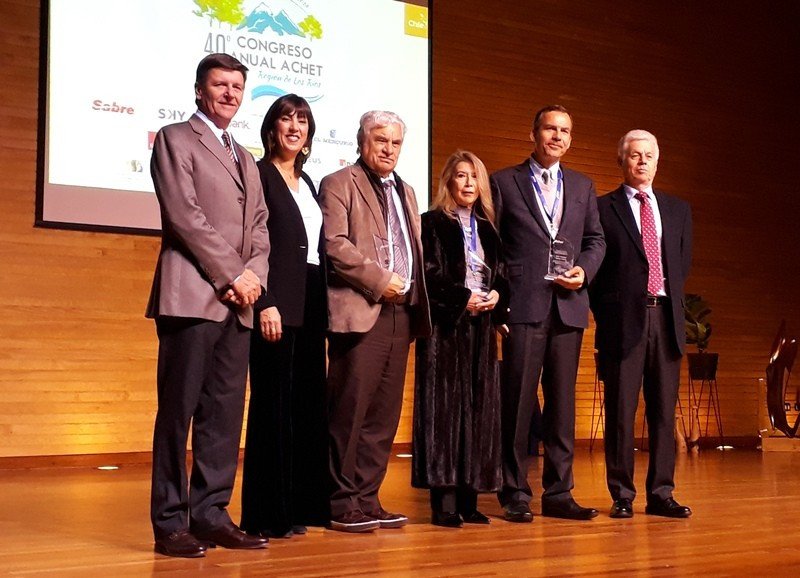 El acto inaugural se llevó a cabo en la Universidad San Sebastián de Valdivia. Fueron premiados Christophe Schiess, Maud Acuña y Víctor Petermann.