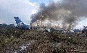 Aeroméxico despide a los tres pilotos involucrados en accidente de avión