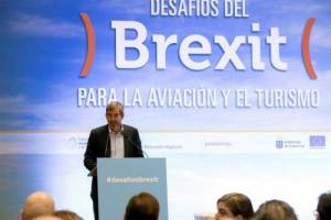 Fernando Clavijo cree necesario adelantarse a los desafíos del Brexit