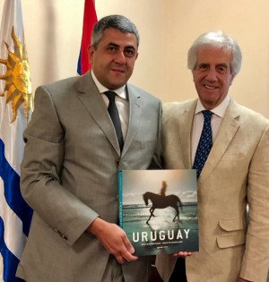Secretario de la OMT eligió Uruguay para sus vacaciones en familia