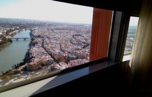 Eurostars Torre Sevilla: un caso de éxito atrayendo al mercado local
