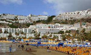 Nuevo varapalo judicial al decreto de Canarias sobre viviendas vacacionales