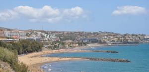 Los precios de los hoteles caen un 4,2% salvo en Canarias que suben un 4,5%