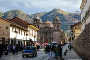 Ampliación de hotel podría sacar a Cusco de la lista de Patrimonio Mundial