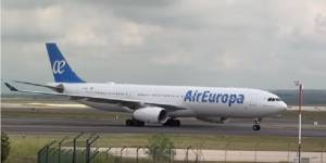 Air Europa niega el tiroteo en Caracas y Sepla exige cancelar la ruta