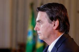 "No podemos dejar que Brasil sea un paraíso para el turismo gay": Bolsonaro