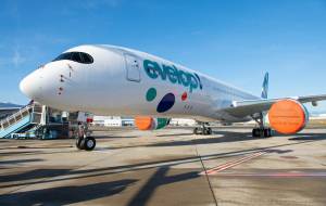Evelop adelanta al 15 de noviembre el reinicio de sus vuelos al Caribe