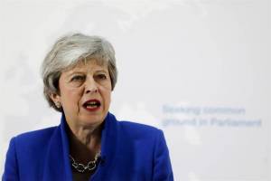 Brexit: Theresa May ofrece ahora un segundo referéndum