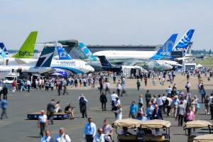 Boeing reconoce fallos en sistemas que causaron accidentes del 737 Max