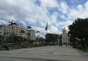 España pide a Bruselas reforzar la defensa de empresas europeas en Cuba