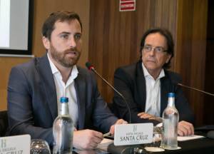 Canarias facilita a la sociedad su propuesta para el nuevo plan de turismo