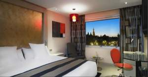 Los hoteles de Sevilla avanzan frente a la estacionalidad