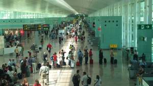 La cancelación de un vuelo a Egipto dejó en tierra a 177 pasajeros