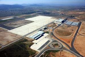El Aeropuerto de Ciudad Real reestrena sus pistas después de siete años