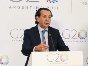 Privados argentinos preocupados por el “bono” del Gobierno