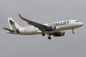 JetSMART Argentina cancela cuatro rutas por las restricciones en El Palomar