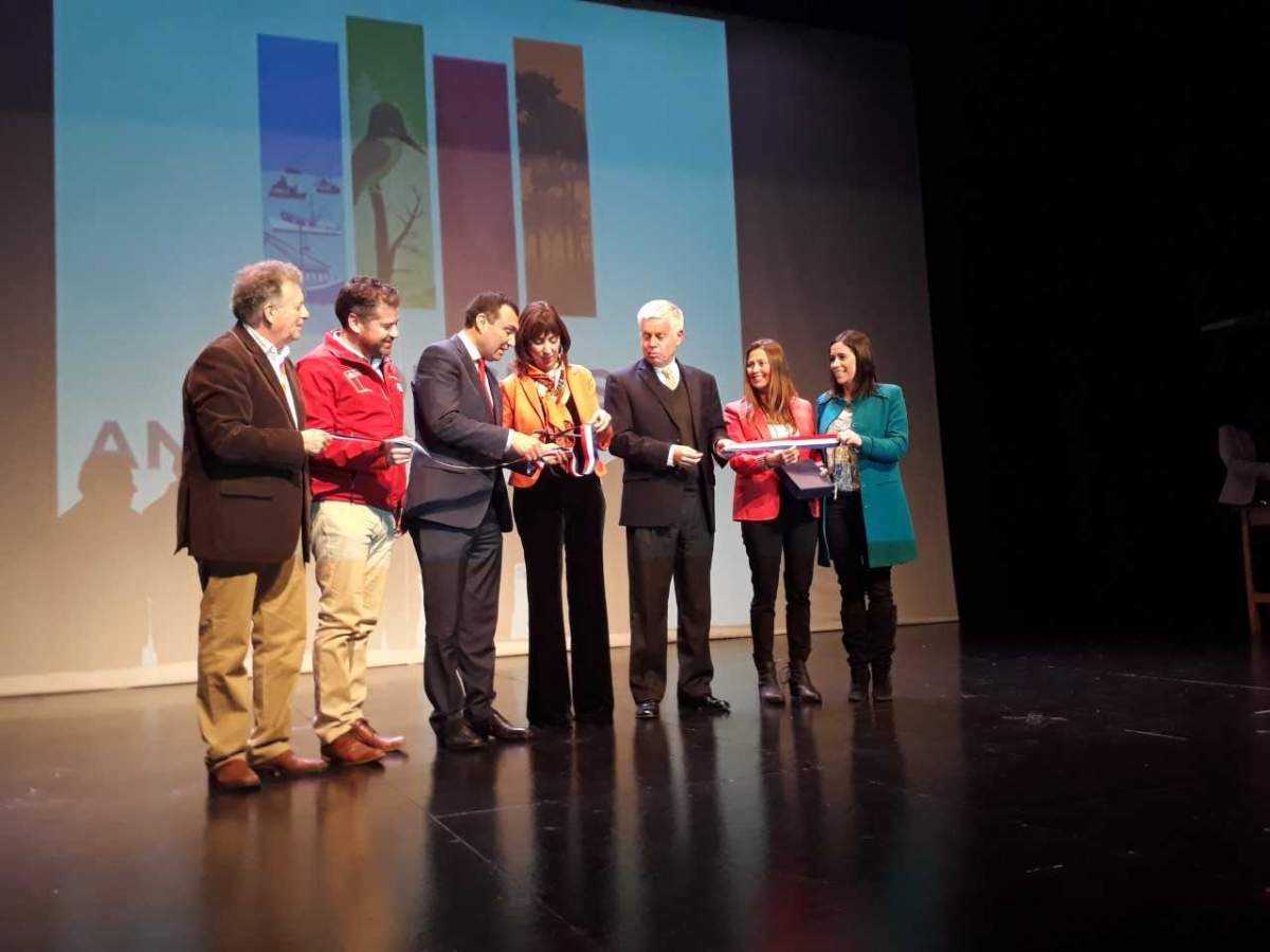 Inauguración del 41º Congreso Anual de ACHET en la ciudad de Castro, Chiloé