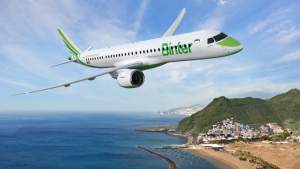 Binter recibe de Embraer su jet de última generación, inédito en Europa