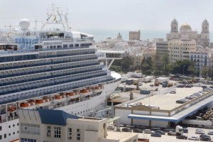 El Puerto de Cádiz espera 322 escalas de crucero en 2020