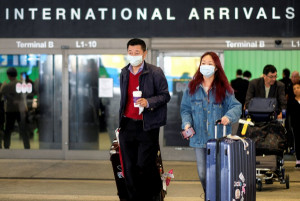 EEUU extiende a 20 aeropuertos los controles para detectar el coronavirus 