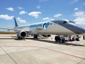 Amaszonas Uruguay abre segunda frecuencia de puente aéreo